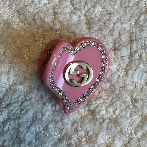 Gucci Pink Rhinestone GG Logo Interlocking Hair Clip - Picture 3 of 6